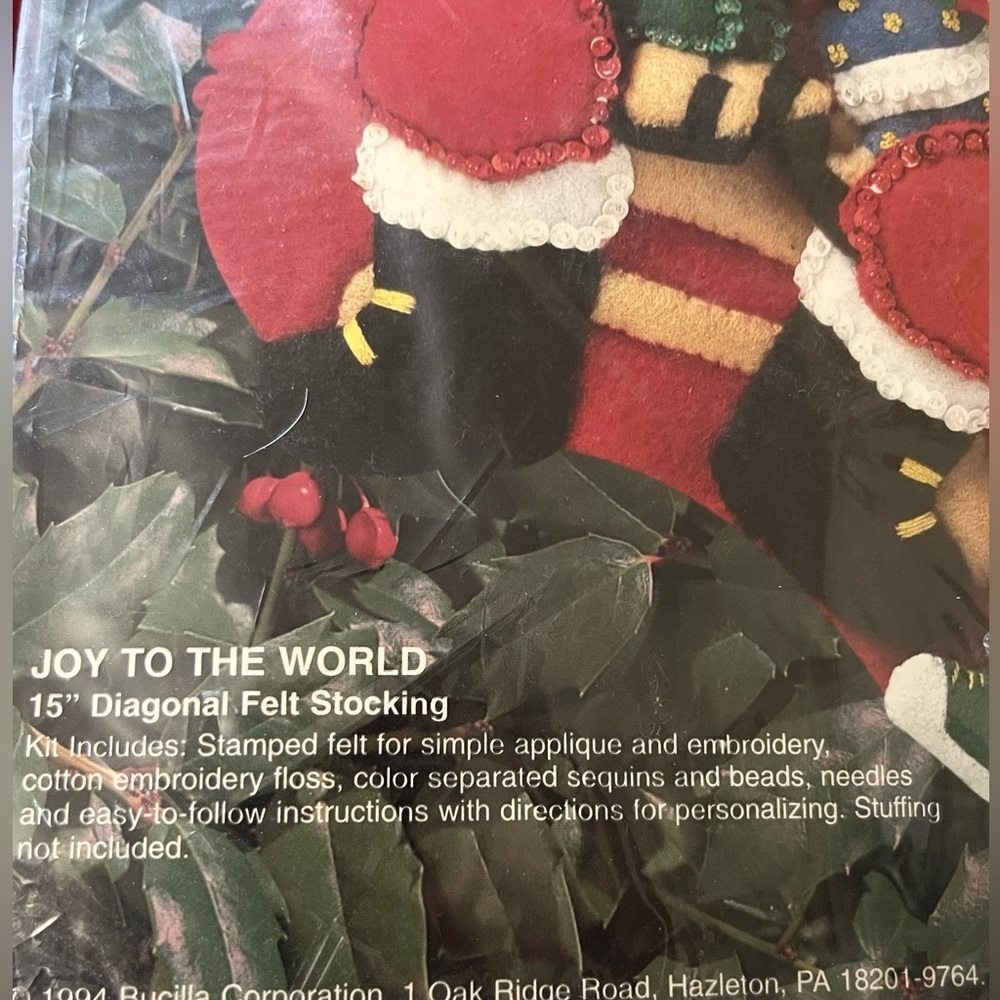 NIP Bucilla Gallery Of Stitches 15" Christmas Stocking “Joy to the World” #33395 - Picture 3 of 3